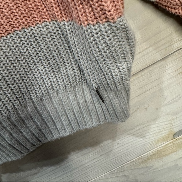 Hollister colorblock chunky cropped knit sweater - Picture 4 of 7